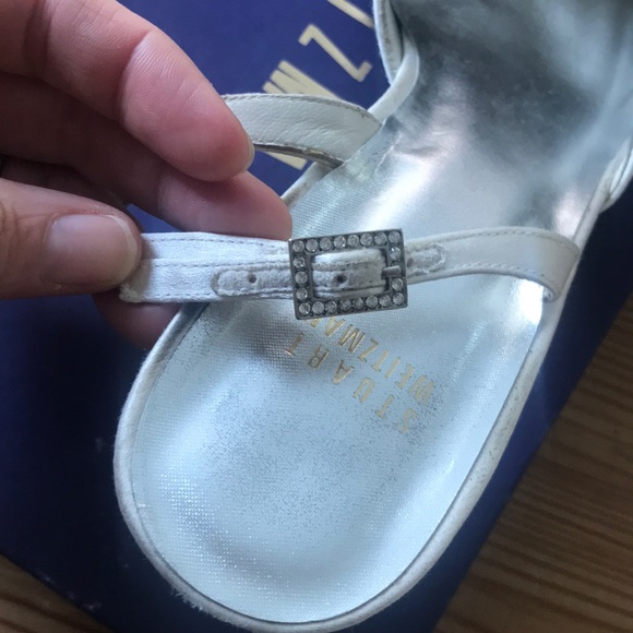 White Satin Stuart Weizmann sling back heels - Picture 3 of 9